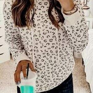 Women's Printed Hooded Drawstring Pouch Long Sleeve Sweatshirt